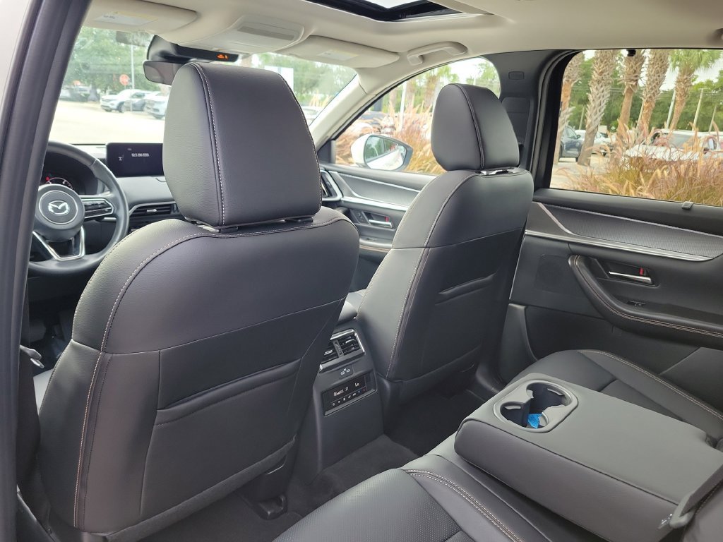 Used 2024 MAZDA CX-90 Plug-In Hybrid w/ Preferred AWD/4WD image 18