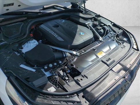 New 2027 BMW 550e xDrive AWD/4WD image 17