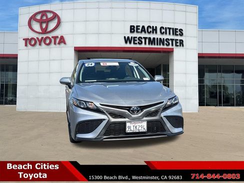 Certified 2024 Toyota Camry SE FWD image 3