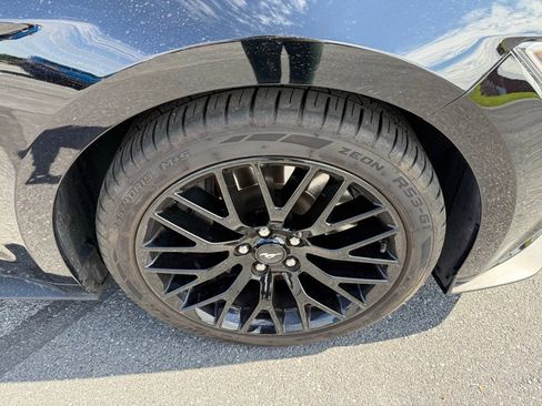 Used 2016 Ford Mustang GT Premium w/ GT Performance Package RWD image 10