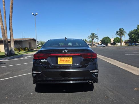 Used 2020 Kia Forte LXS FWD image 10