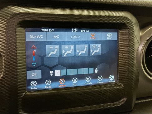 Used 2022 Jeep Gladiator Sport image 24