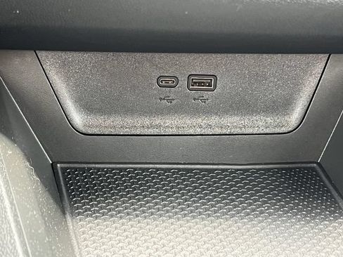 New 2026 Chevrolet Equinox RS w/ Convenience Package III AWD/4WD image 28
