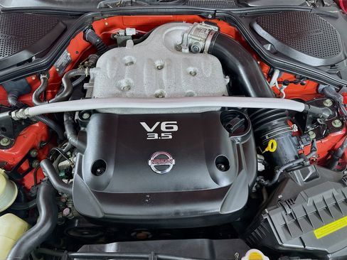 Used 2006 Nissan 350Z Enthusiast RWD image 7