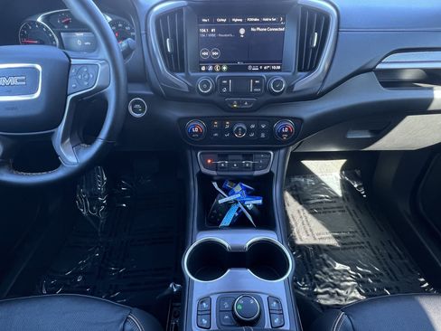 Used 2024 GMC Terrain AT4 image 14