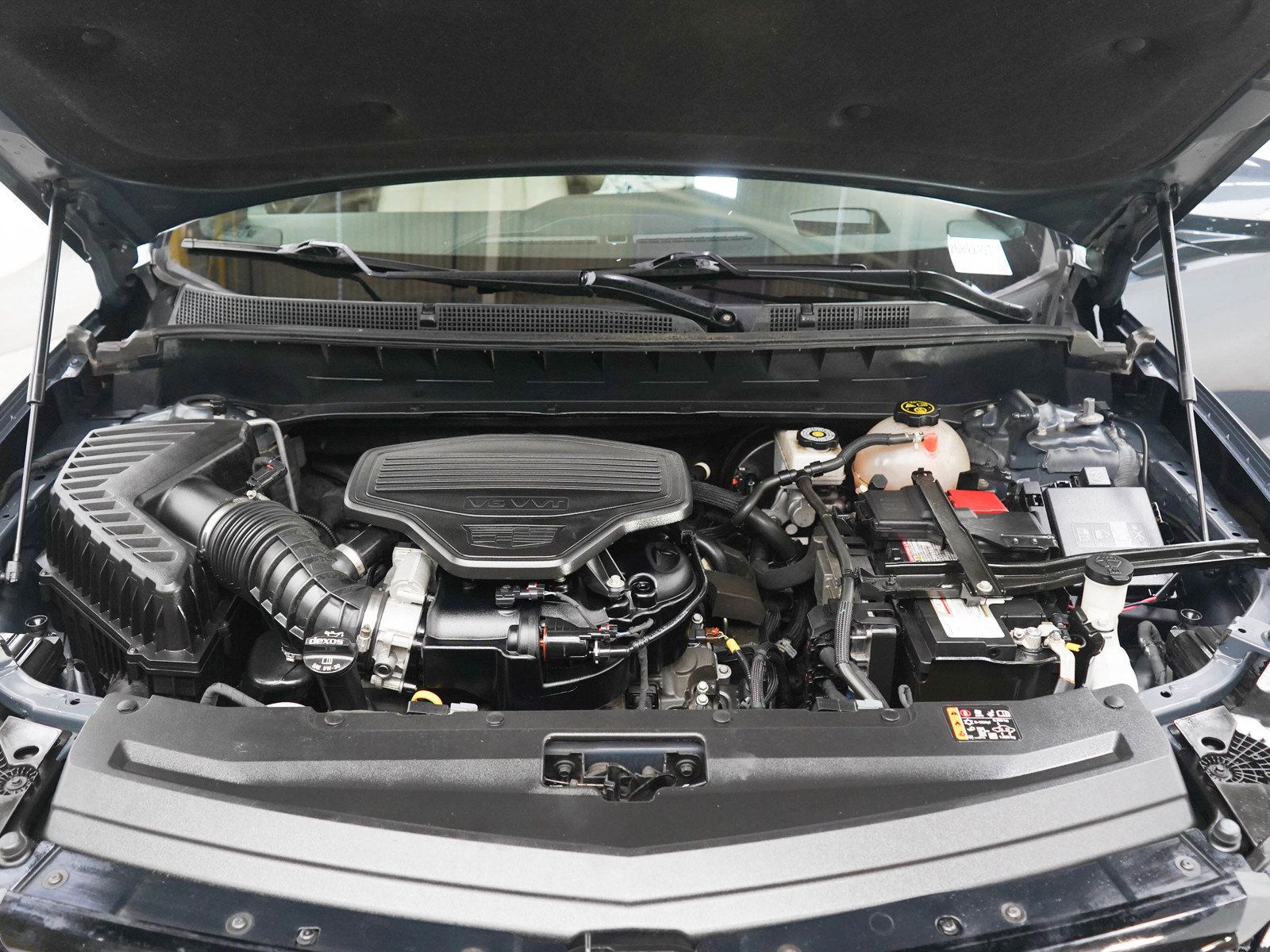 Used 2020 Cadillac XT6 Premium Luxury FWD image 30