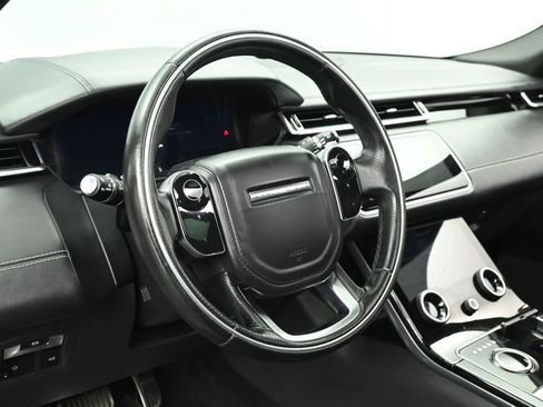 Used 2018 Land Rover Range Rover Velar R-Dynamic HSE image 24