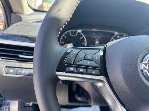 New 2025 Nissan Altima 2.5 SR w/ SR Premium Package image 15