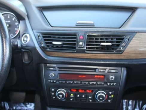 Used 2013 BMW X1 sDrive28i image 16