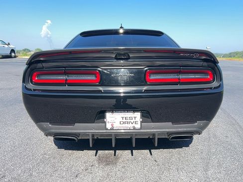 Used 2017 Dodge Challenger SRT Hellcat RWD image 6