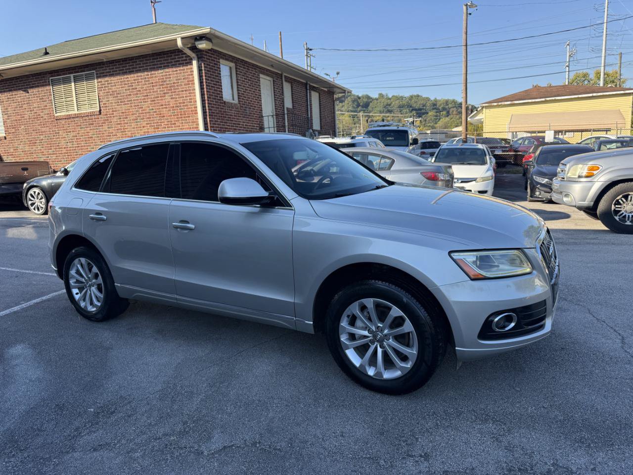 Used 2016 Audi Q5 2.0T Premium w/ Audi MMI Navigation Plus AWD/4WD image 2