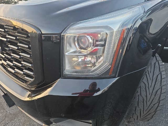 Used 2018 GMC Yukon Denali w/ Denali Ultimate Package AWD/4WD image 33