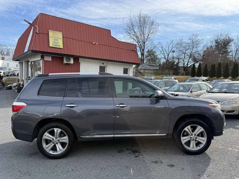Used 2013 Toyota Highlander Limited image 8
