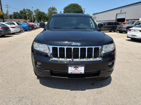 Used 2012 Jeep Grand Cherokee Laredo AWD/4WD image 3
