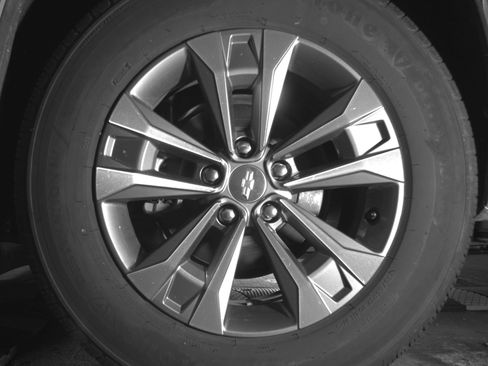 Used 2025 Chevrolet Equinox LT image 14