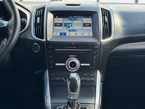 Used 2018 Ford Edge Titanium w/ Equipment Group 301A AWD/4WD image 21