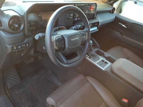 Used 2024 Toyota Land Cruiser image 6