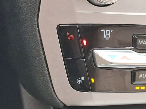 Certified 2021 Ford Explorer XLT w/ Equipment Group 202A AWD/4WD image 19