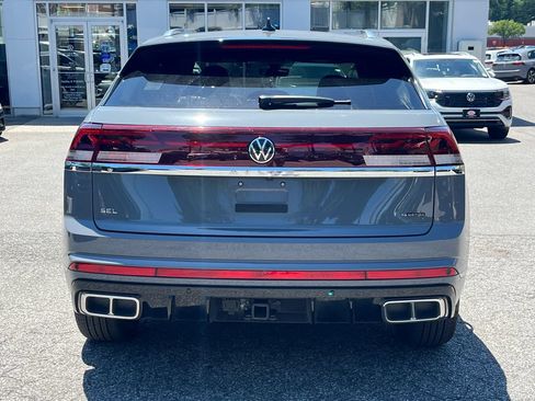 Used 2024 Volkswagen Atlas Cross Sport SEL R-Line AWD/4WD image 3