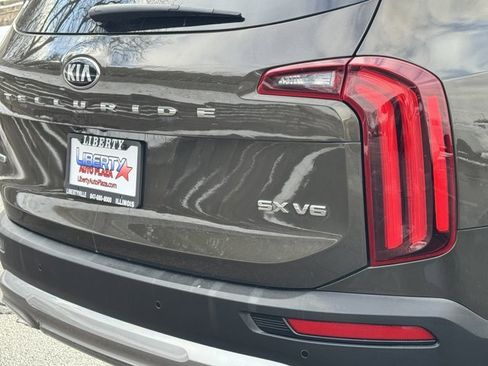 Used 2020 Kia Telluride SX w/ SX Prestige Package image 22