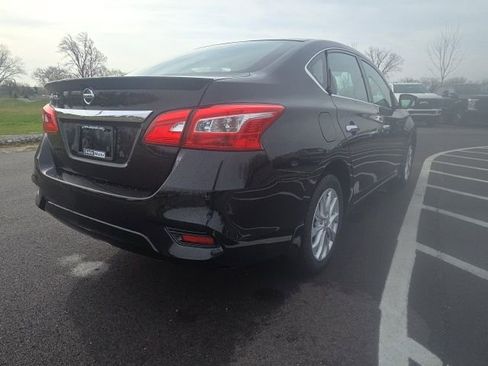 Used 2017 Nissan Sentra S w/ S Style Package image 8