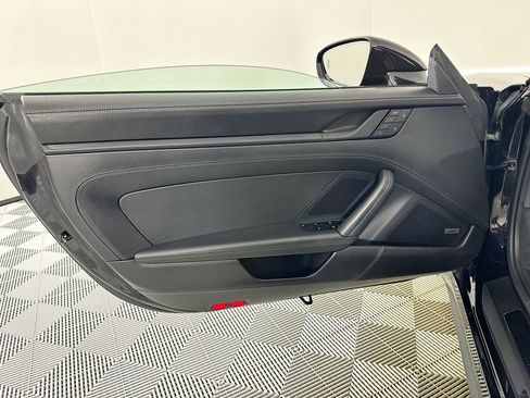 Used 2022 Porsche 911 50th Anniversary Edition image 15