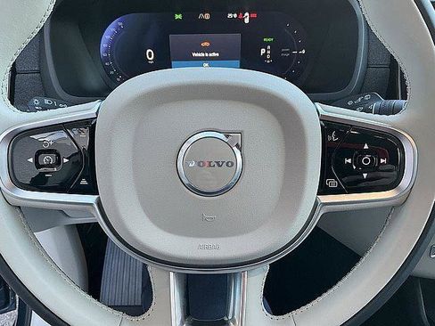 New 2026 Volvo XC90 T8 Ultra w/ Protection Package Premier AWD/4WD image 24