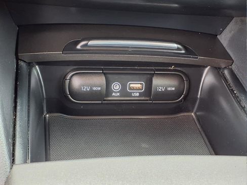 Used 2017 Kia Optima LX image 16