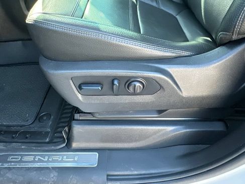 Certified 2023 GMC Sierra 2500 Denali w/ Denali Ultimate Package AWD/4WD image 13