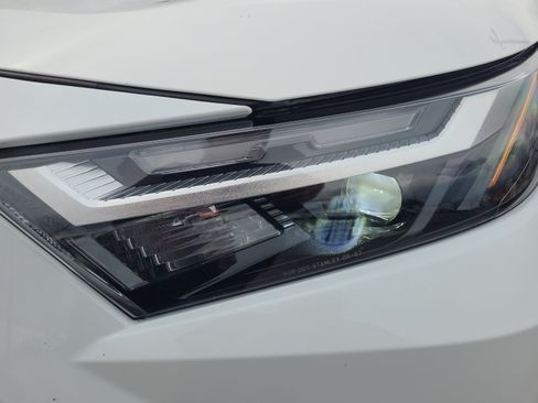 Used 2023 Toyota RAV4 XLE FWD image 9
