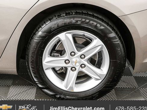 Used 2023 Chevrolet Malibu LT FWD image 34