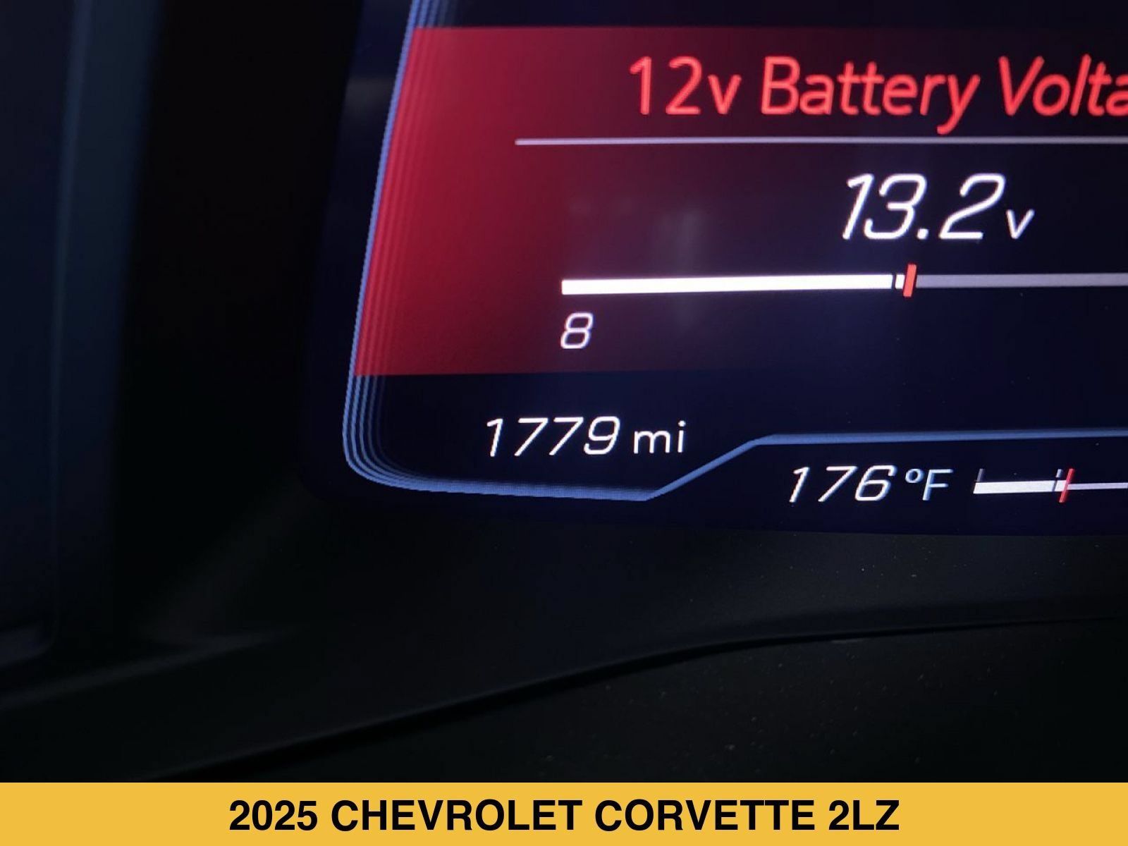 Used 2025 Chevrolet Corvette Z06 RWD image 4