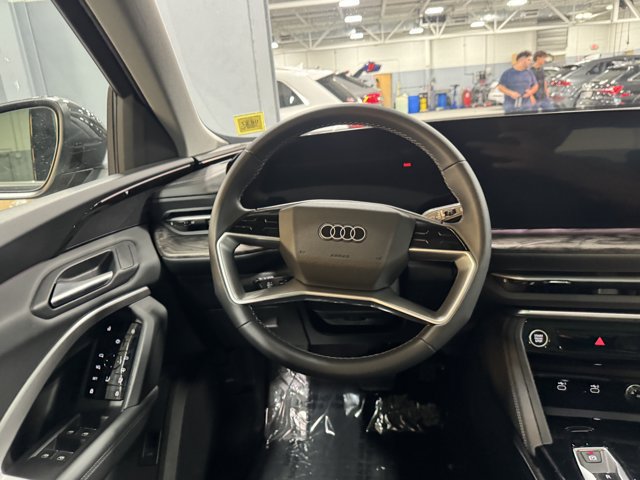 Used 2025 Audi Q5 Premium w/ Convenience Package AWD/4WD image 15