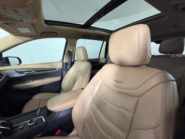 Used 2020 Cadillac XT6 Premium Luxury w/ Platinum Package FWD image 6