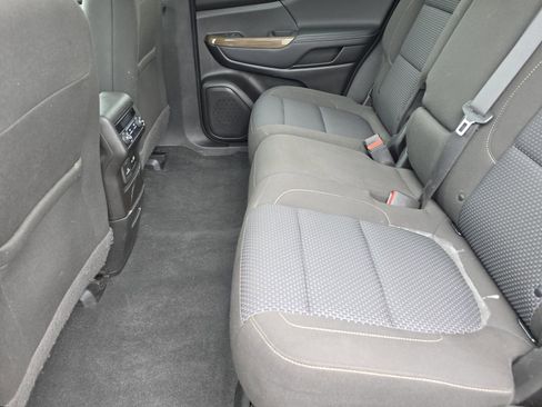 Used 2020 GMC Acadia SLE w/ Driver Convenience Package FWD image 9
