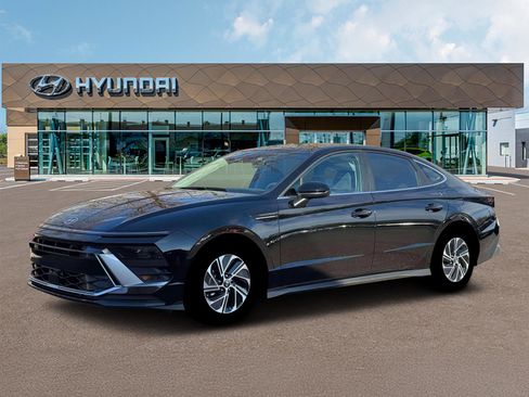 New 2026 Hyundai Sonata Blue image 2