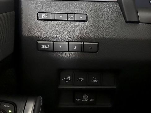 Used 2024 Lexus GX 550 w/ Accessory Package (Z1) AWD/4WD image 29