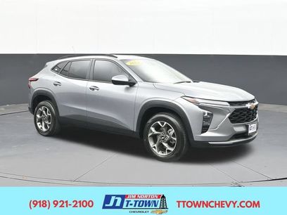 Used 2024 Chevrolet Trax LT w/ Driver Confidence Package