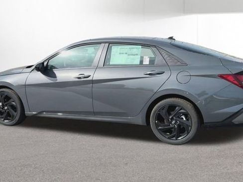 New 2026 Hyundai Elantra Sport FWD image 6