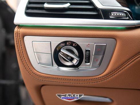 Used 2022 BMW 750i xDrive xDrive M SPORT LINE w/ Executive Package image 37