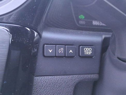 Used 2025 Lexus ES 300h w/ Premium Package image 24