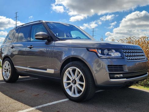 Used 2017 Land Rover Range Rover Supercharged image 6
