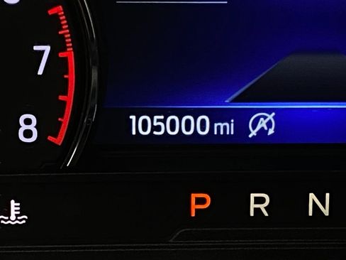 Used 2020 Ford Explorer XLT w/ Equipment Group 202A image 20