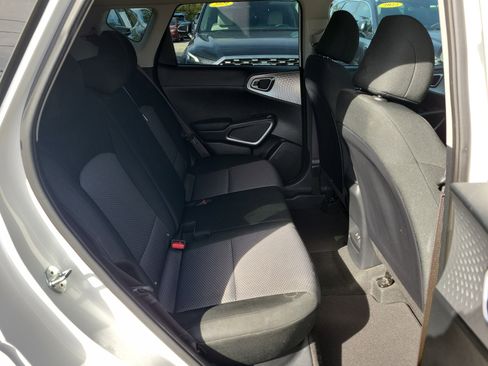 Certified 2023 Kia Soul S image 10