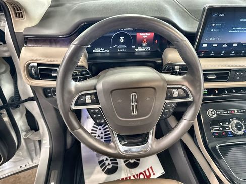 Used 2022 Lincoln Nautilus Reserve w/ Equipment Group 201A image 17