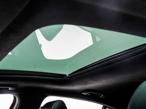 Used 2022 Genesis G70 3.3T image 42