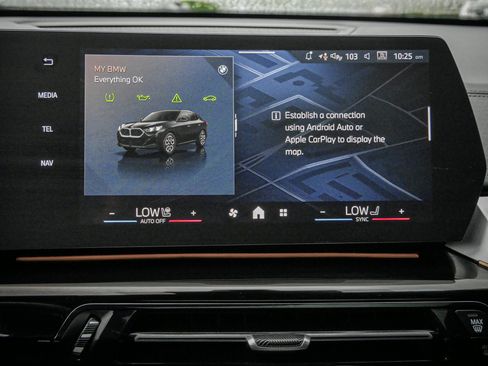 Used 2026 BMW X2 xDrive28i AWD/4WD image 23