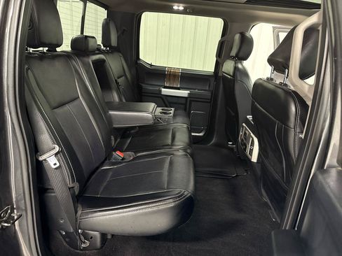 Used 2018 Ford F150 Lariat w/ Equipment Group 502A Luxury AWD/4WD image 15