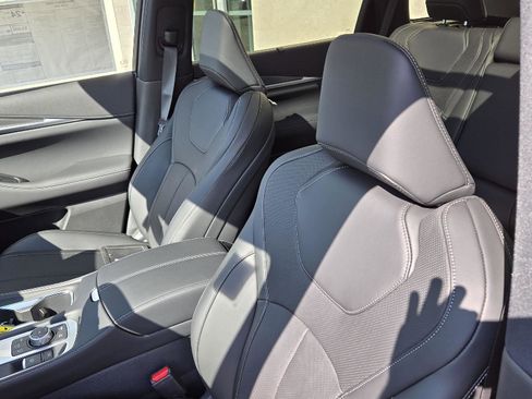 New 2026 INFINITI QX60 Luxe w/ Cargo Package image 8