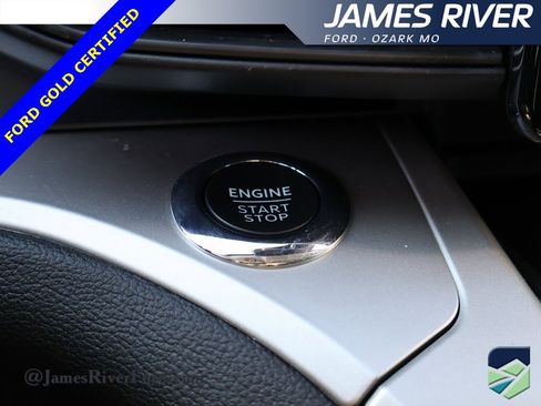 Certified 2022 Ford Explorer XLT image 33